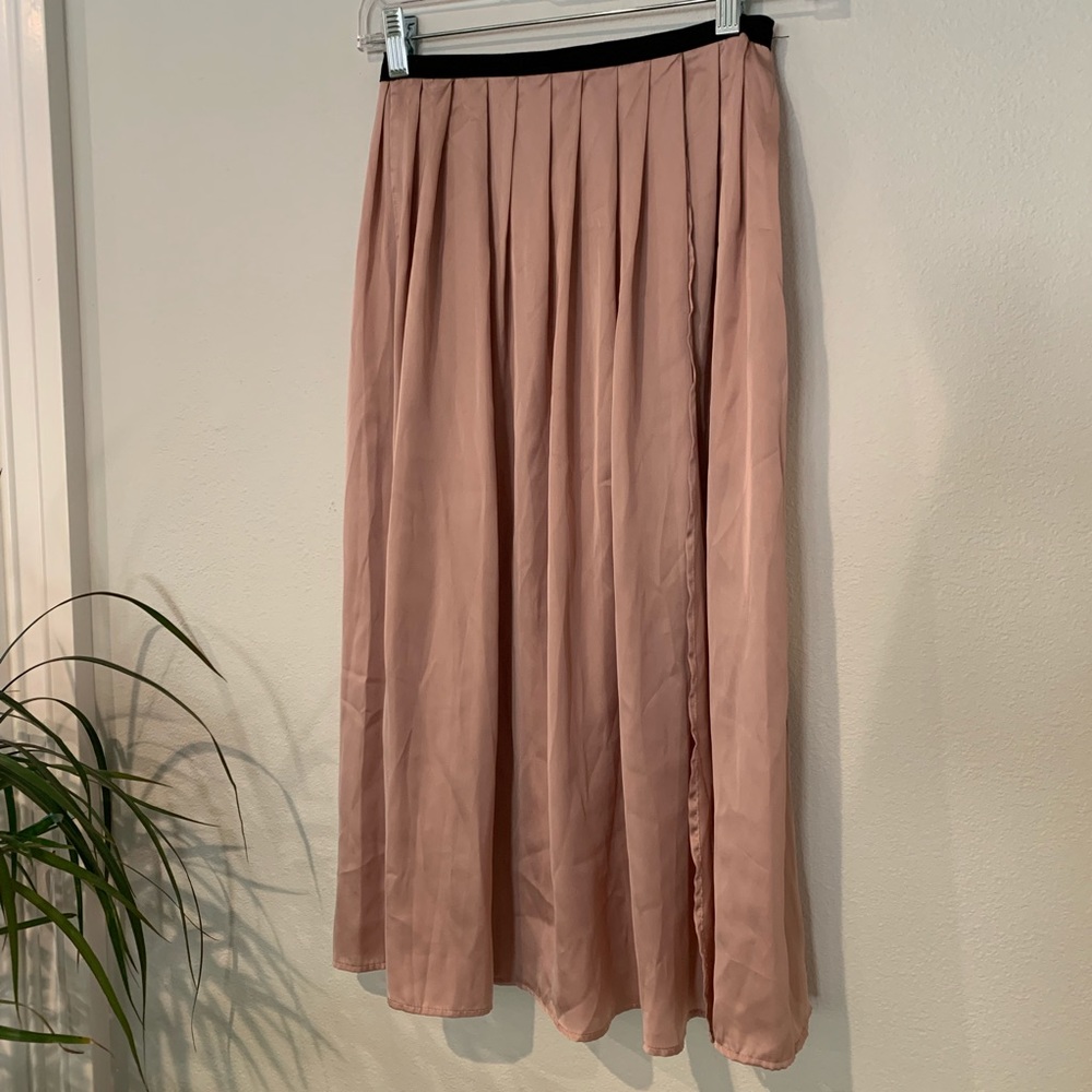 Silence and Noise blush colored skirt